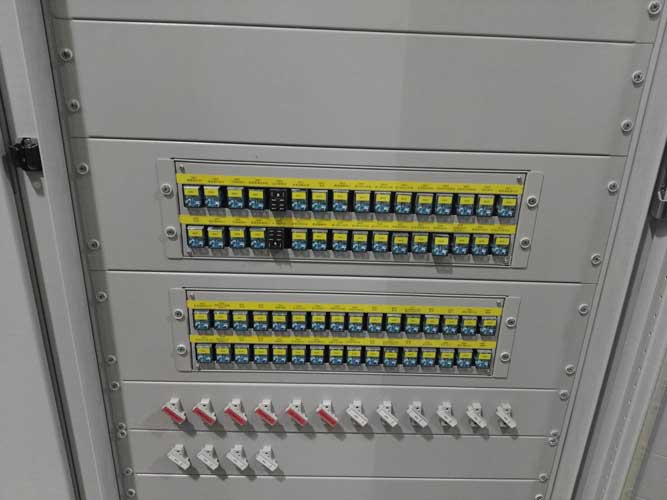 PLC控制柜